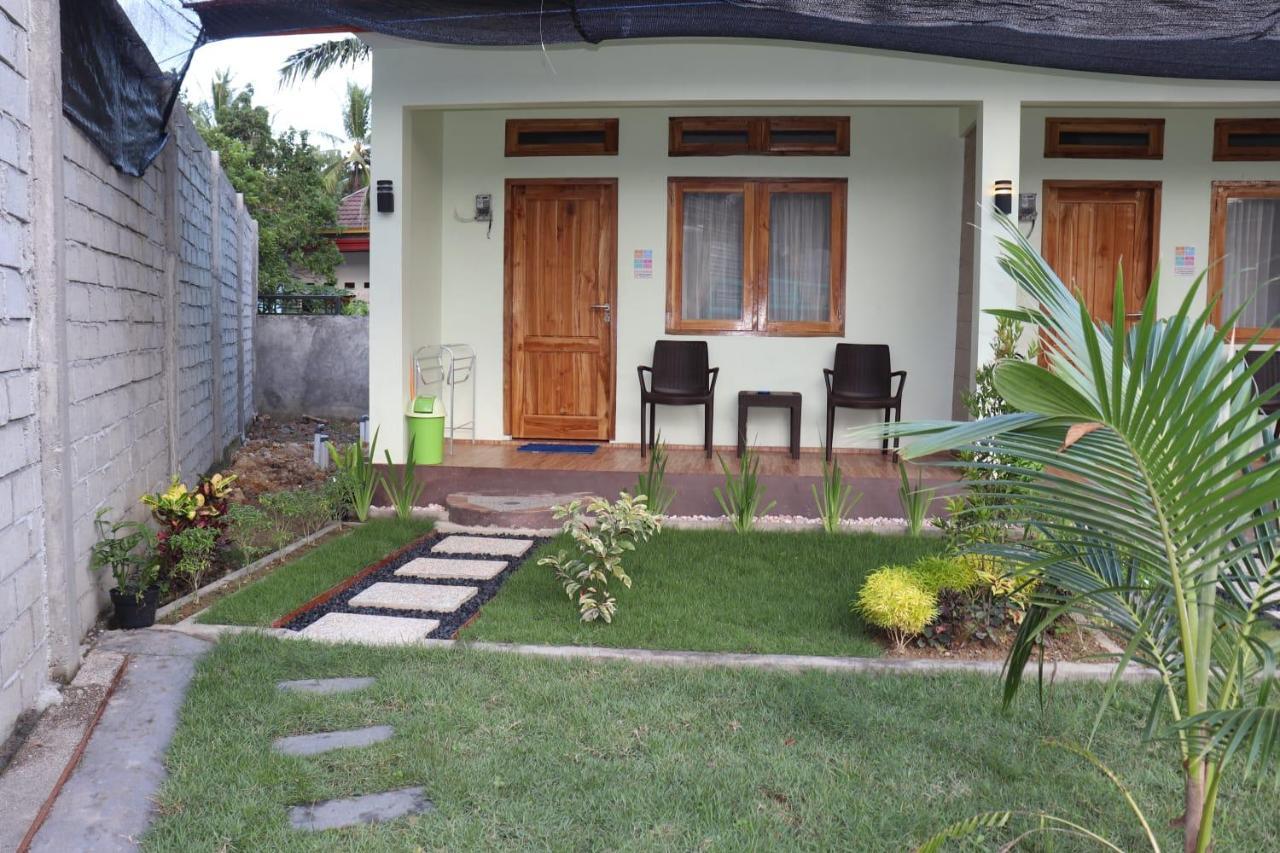 Room 212 Kuta  Esterno foto