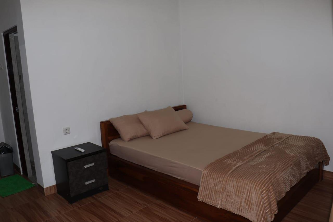 Room 212 Kuta  Esterno foto