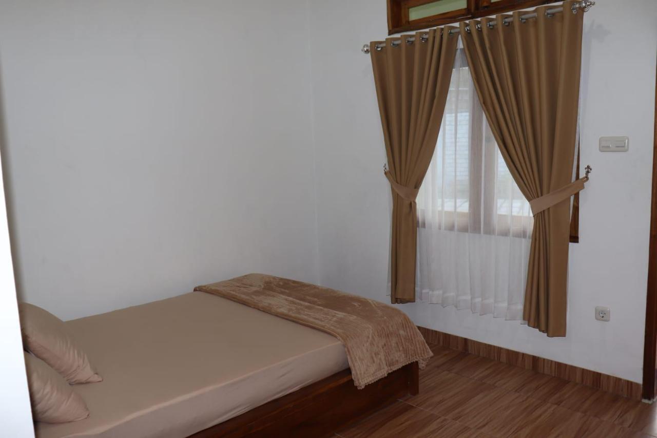 Room 212 Kuta  Esterno foto
